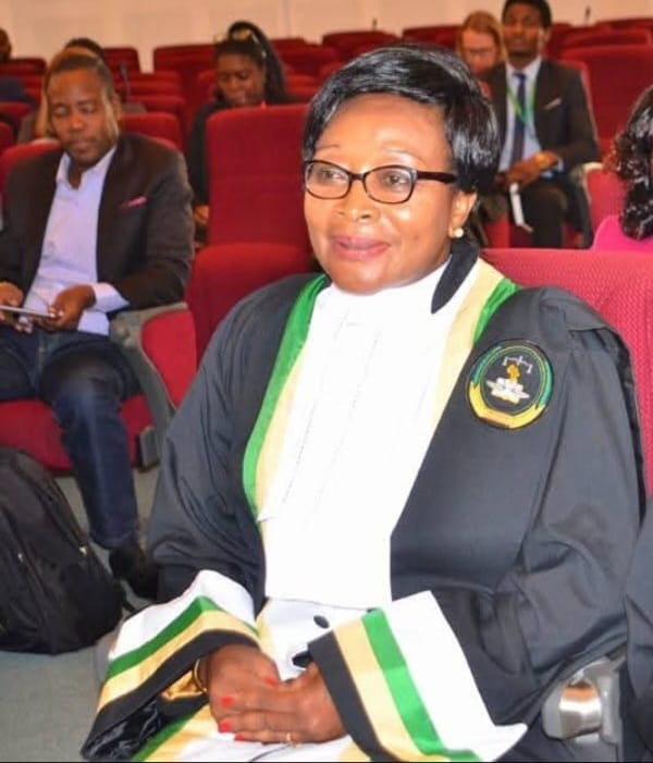 L'Honorable Ntyam Ondo Mengue